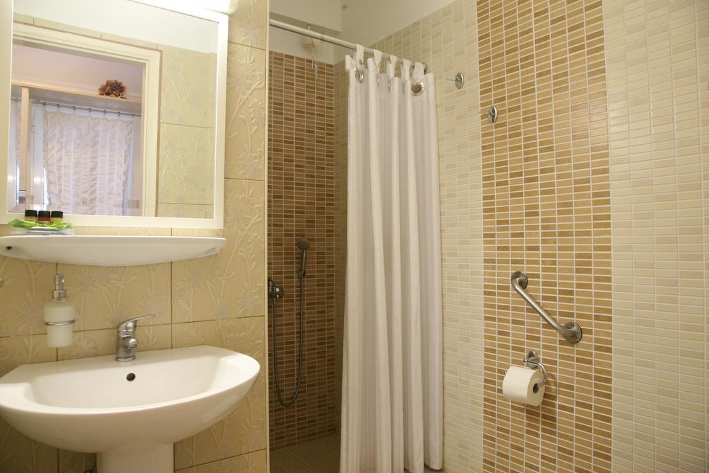 Aigli Apartments Néa Ankhíalos المظهر الخارجي الصورة
