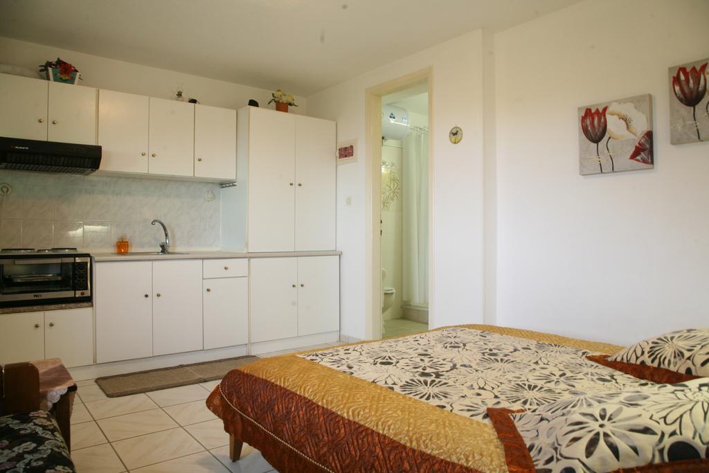 Aigli Apartments Néa Ankhíalos المظهر الخارجي الصورة