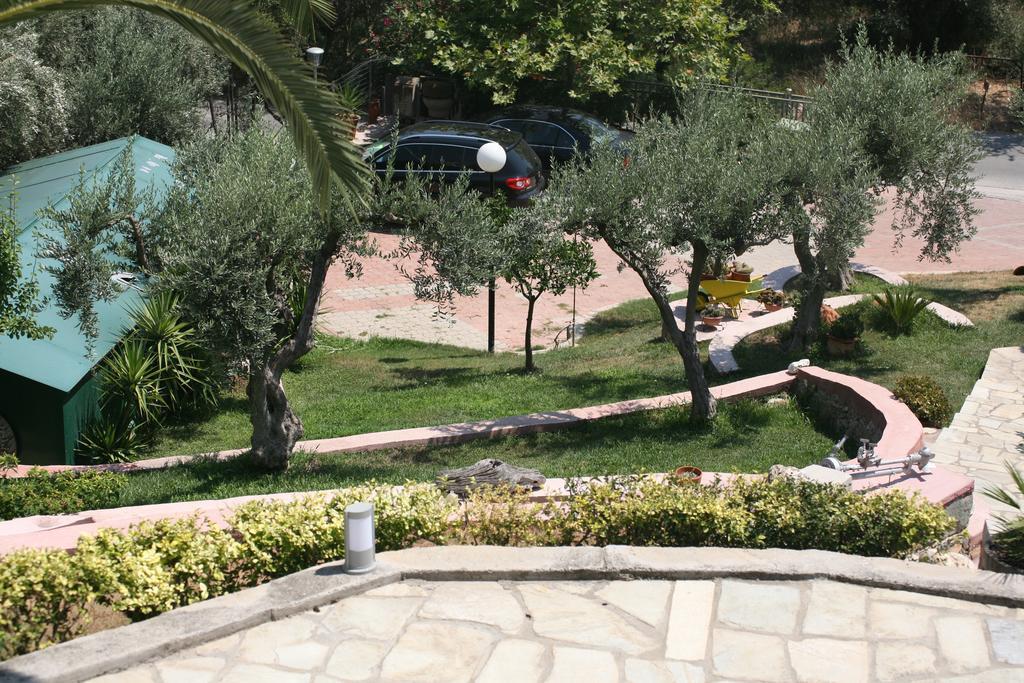 Aigli Apartments Néa Ankhíalos المظهر الخارجي الصورة